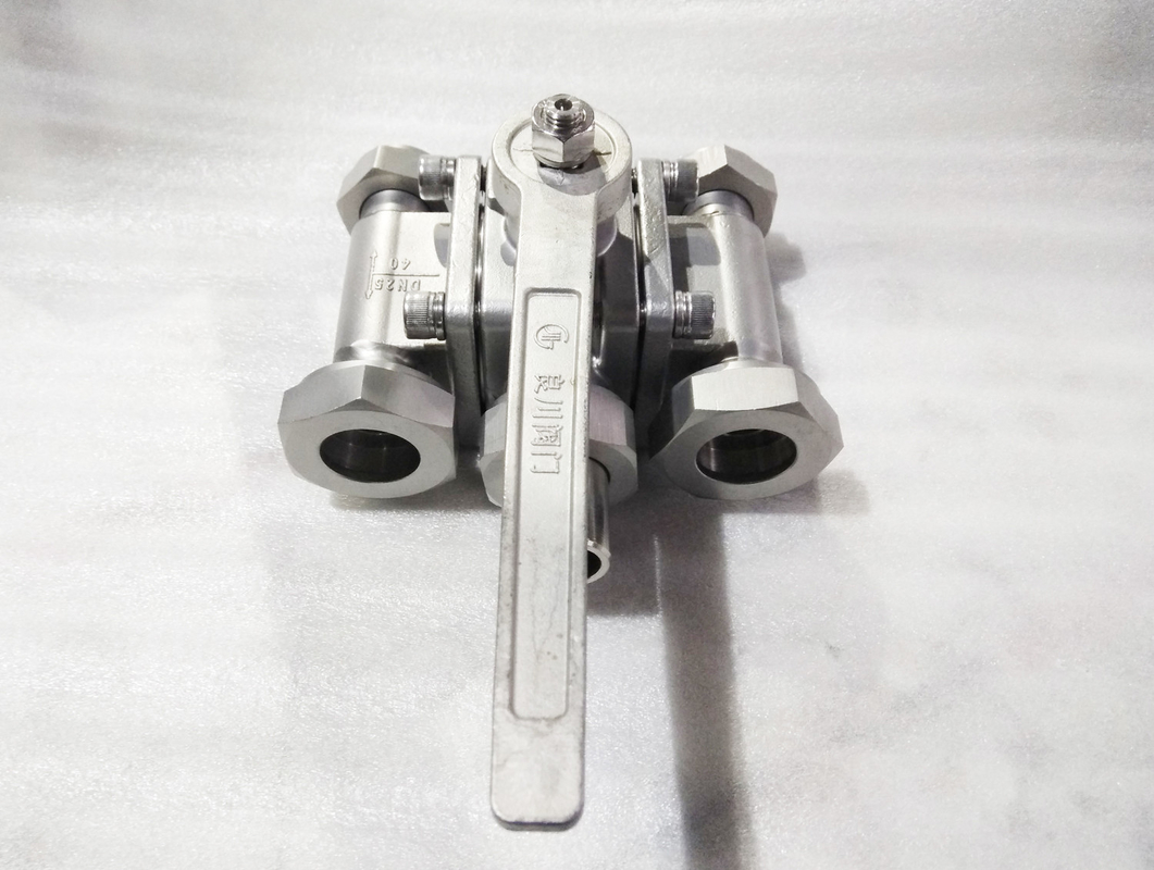 صمام كرة ثلاثي الاتجاهات من الفولاذ المقاوم للصدأ مبرد بالتبريد DN25 للغاز الطبيعي المسال / الأكسجين السائل / الغاز السائل