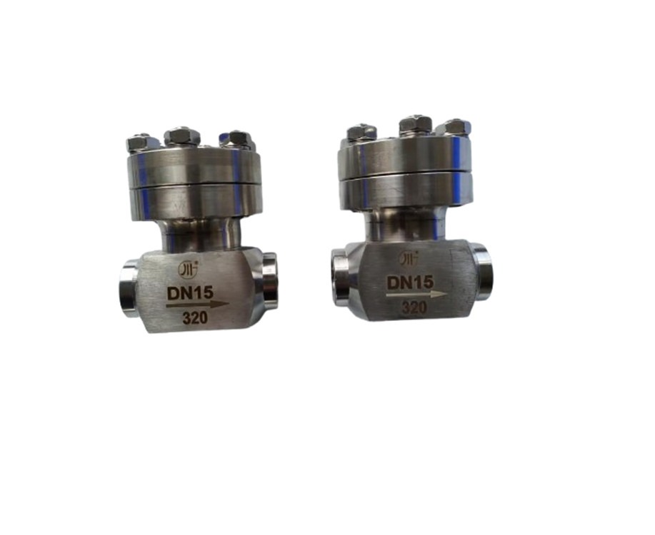 LOX LNG LIN LAR غازات مائية مشوية عالية الضغط صمام فحص، صمام الكرة الأرضية PN320 SS304