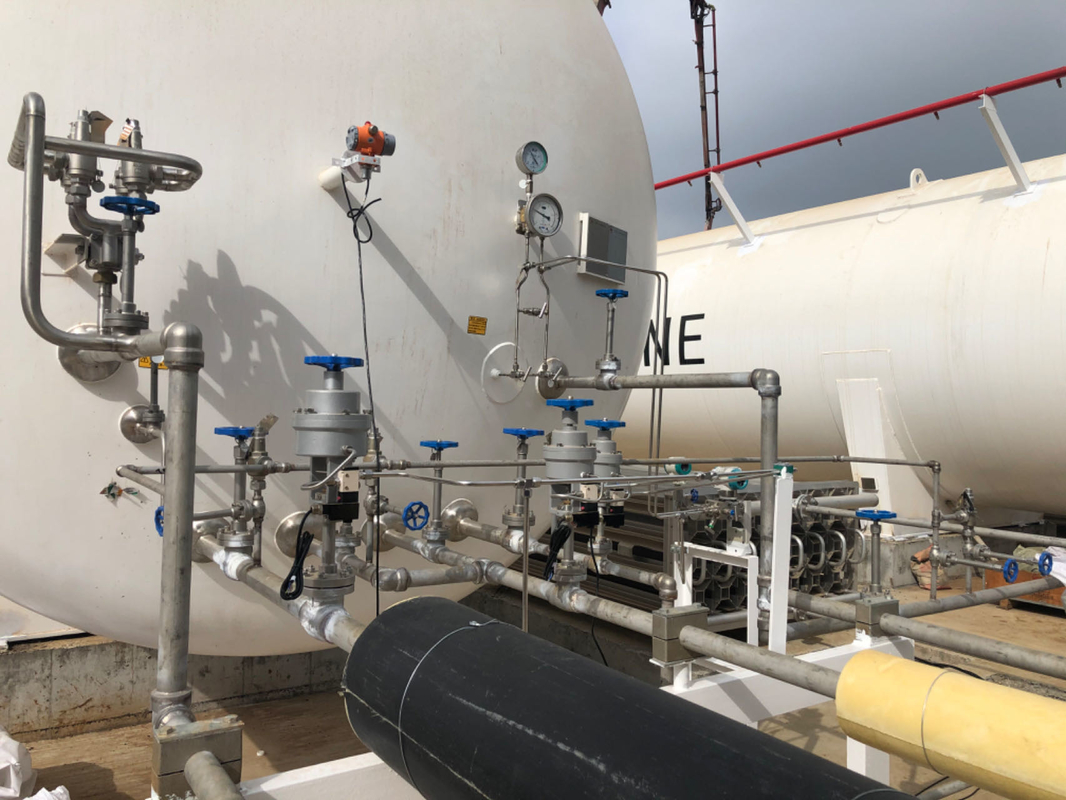 LOX LNG LIN LAR غازات مائية مشوية عالية الضغط صمام فحص، صمام الكرة الأرضية PN320 SS304