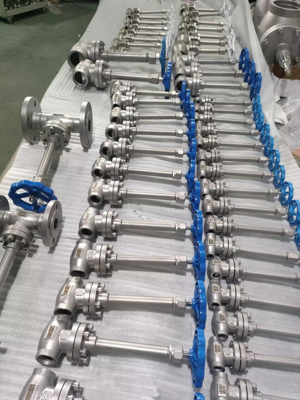 SS304 صمام الكرة الساخنة DN10-DN100 -196 °C إلى + 80 °C LOX LIN LNG LAR